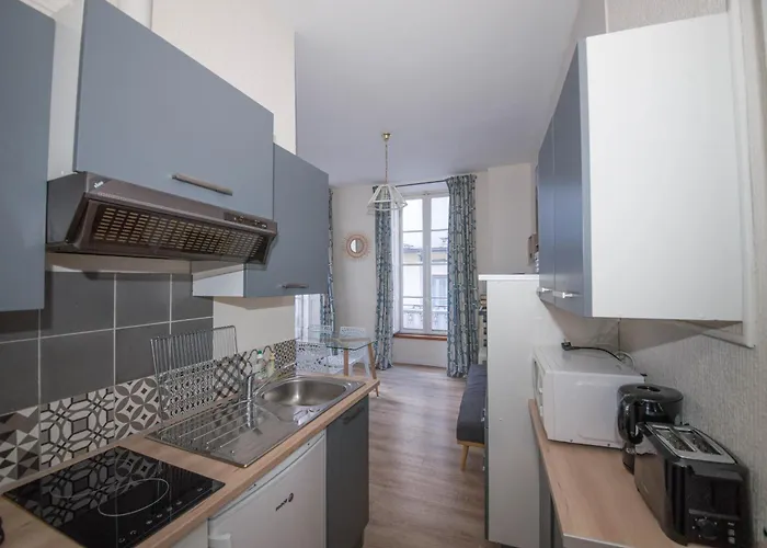 Апартаменты Le 14 De Pic *